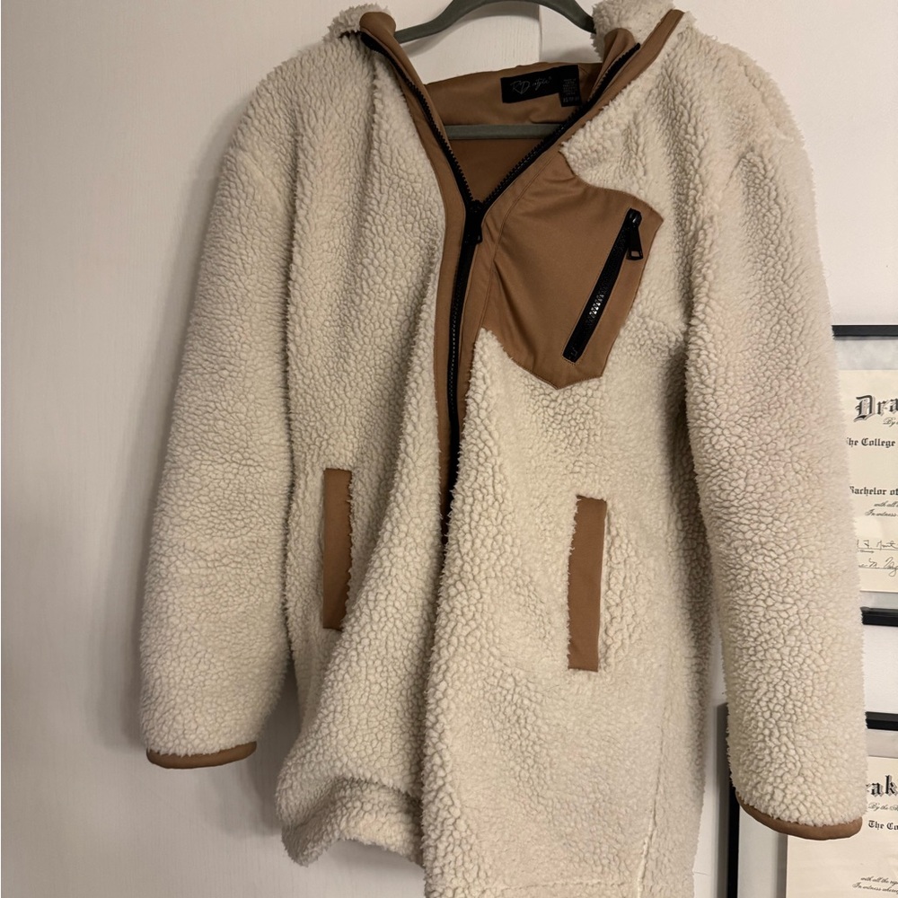 RD Style Tan and Cream Jacket
